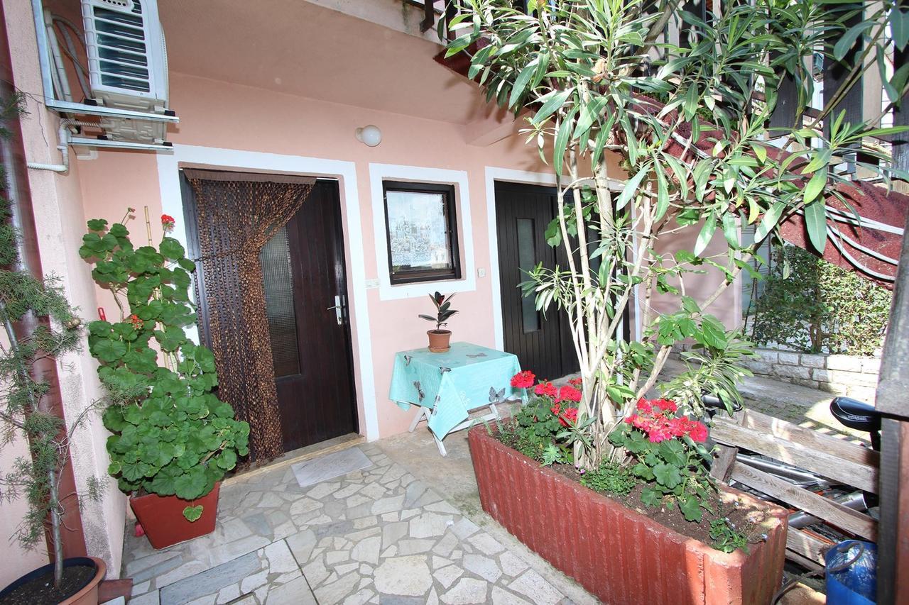 Apartments Sebal Ровин Стая снимка