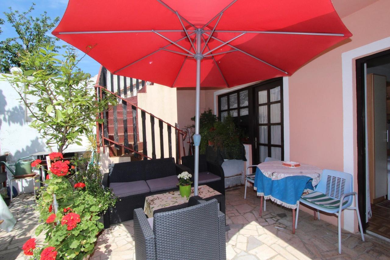 Apartments Sebal Ровин Екстериор снимка