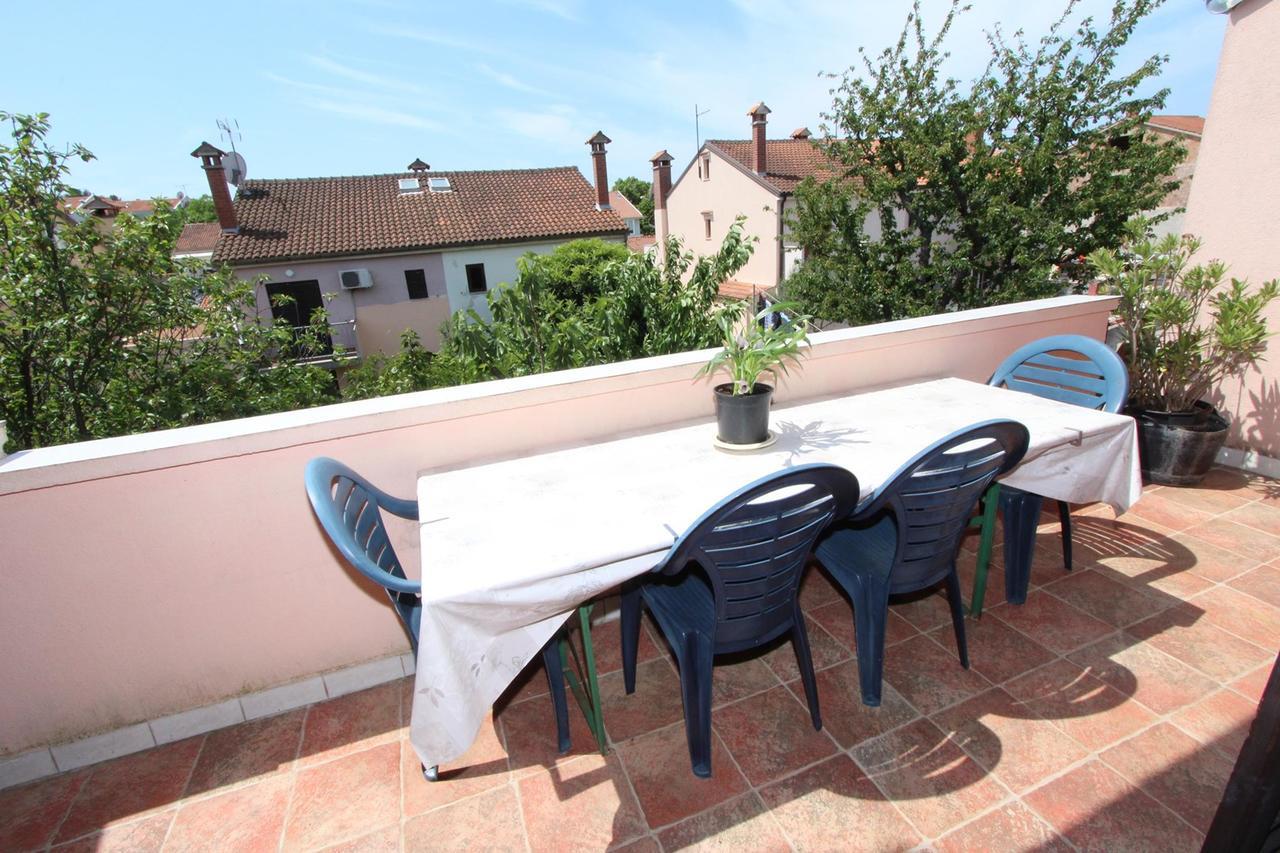 Apartments Sebal Ровин Екстериор снимка