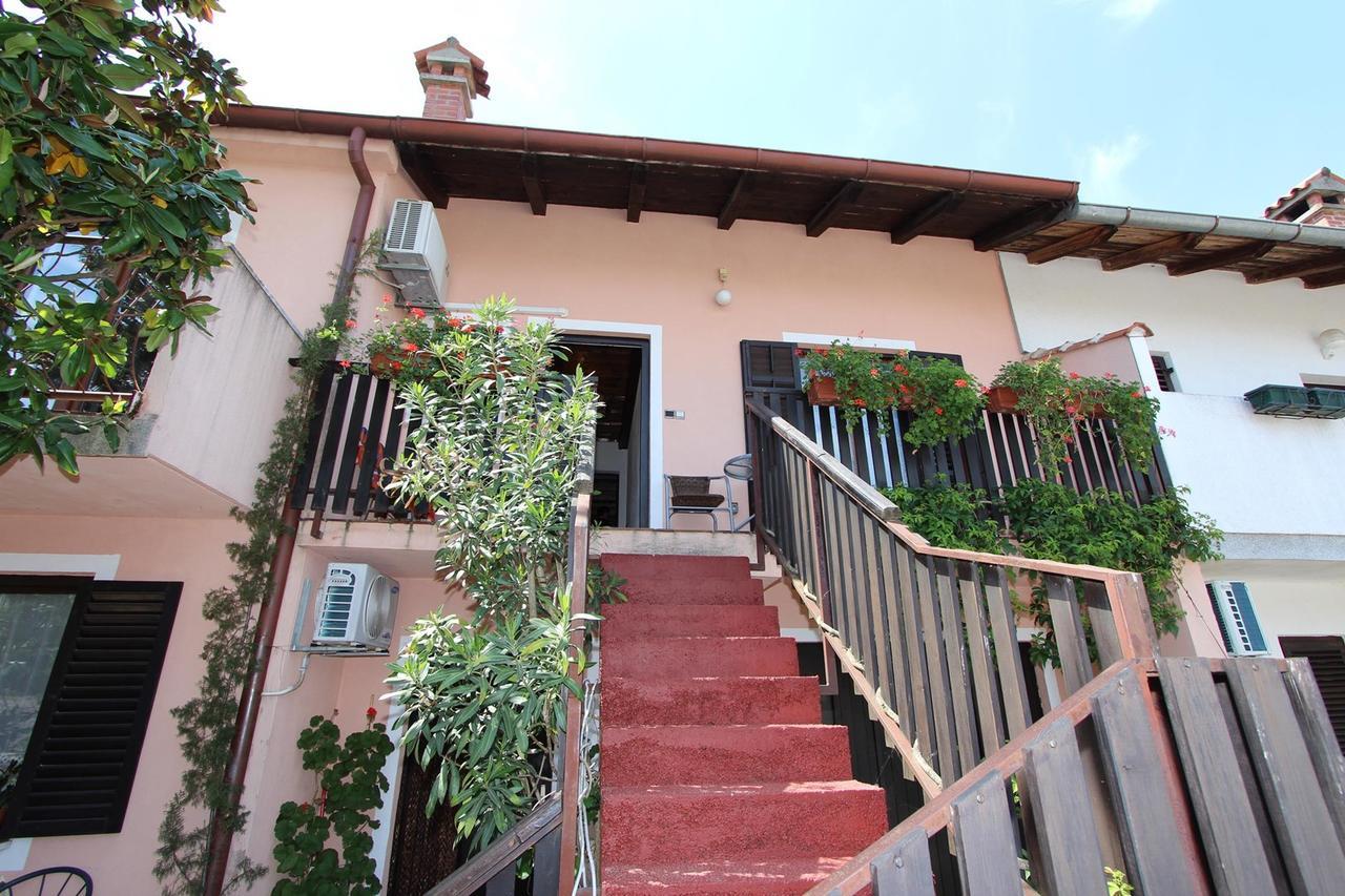 Apartments Sebal Ровин Стая снимка